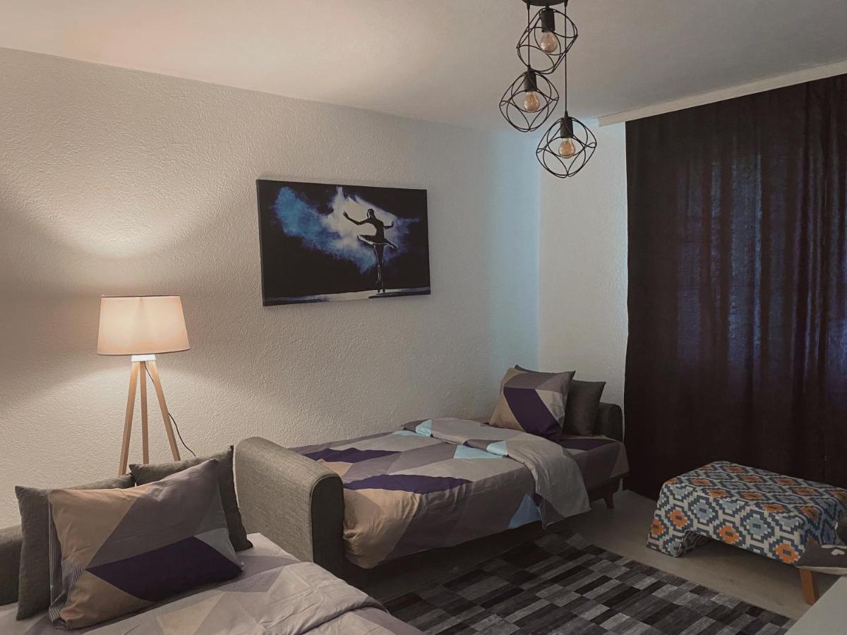 Hotspot Apartments - City Center Приштина Экстерьер фото