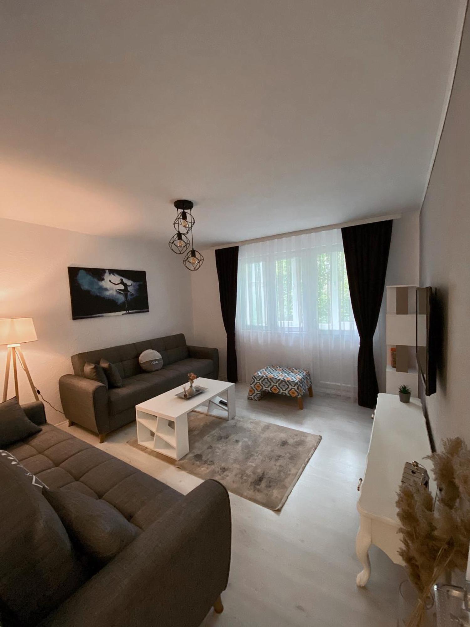 Hotspot Apartments - City Center Приштина Экстерьер фото