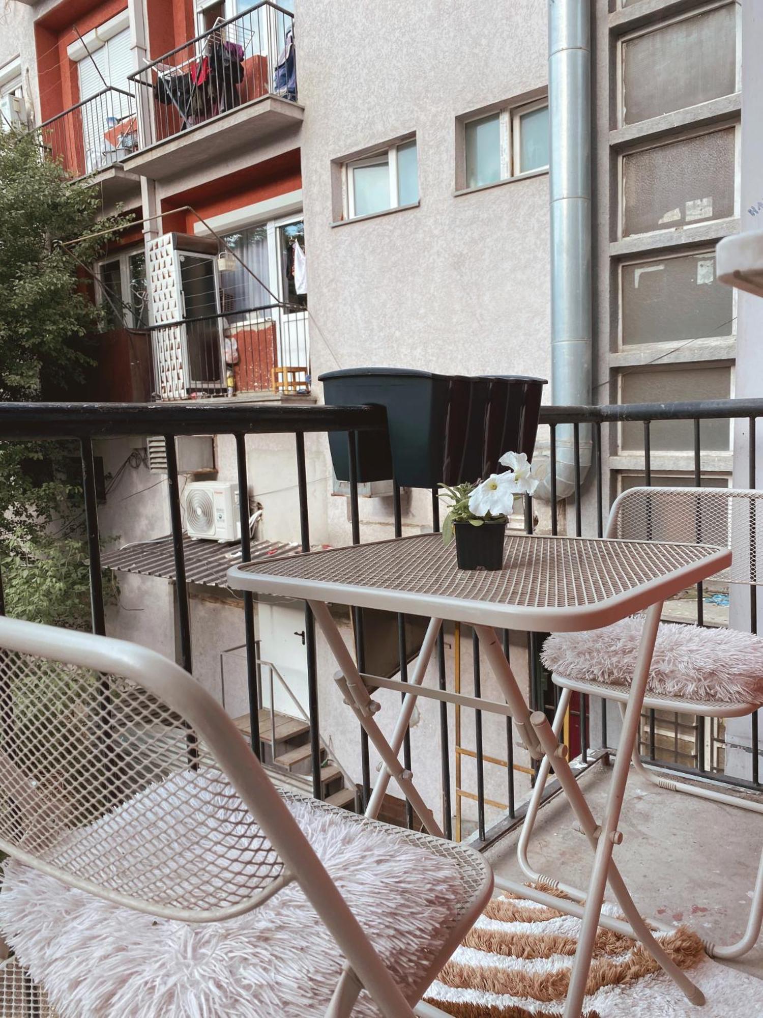 Hotspot Apartments - City Center Приштина Экстерьер фото