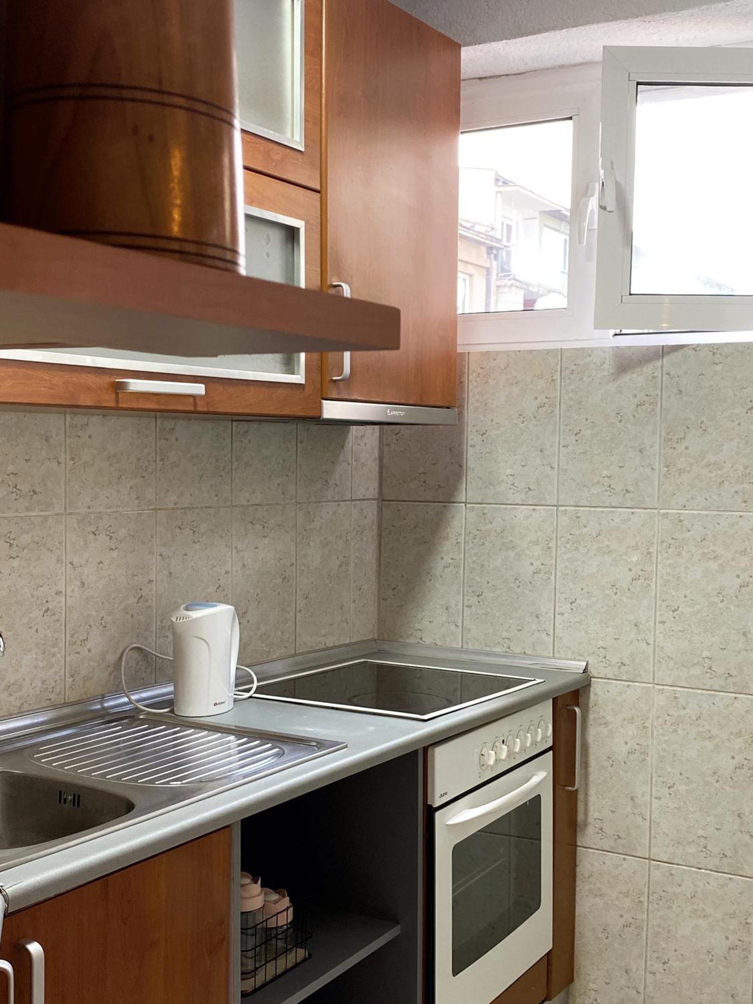 Hotspot Apartments - City Center Приштина Экстерьер фото